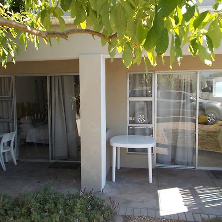 Due South Guest House Langebaan Dış mekan fotoğraf
