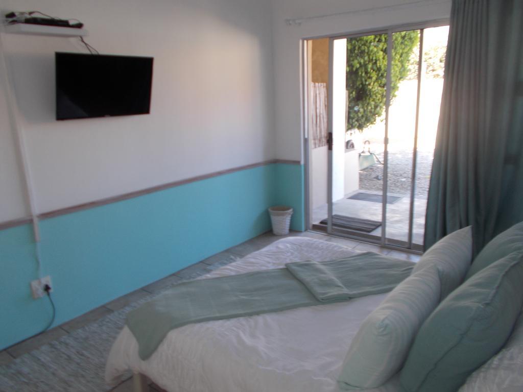 Due South Guest House Langebaan Dış mekan fotoğraf