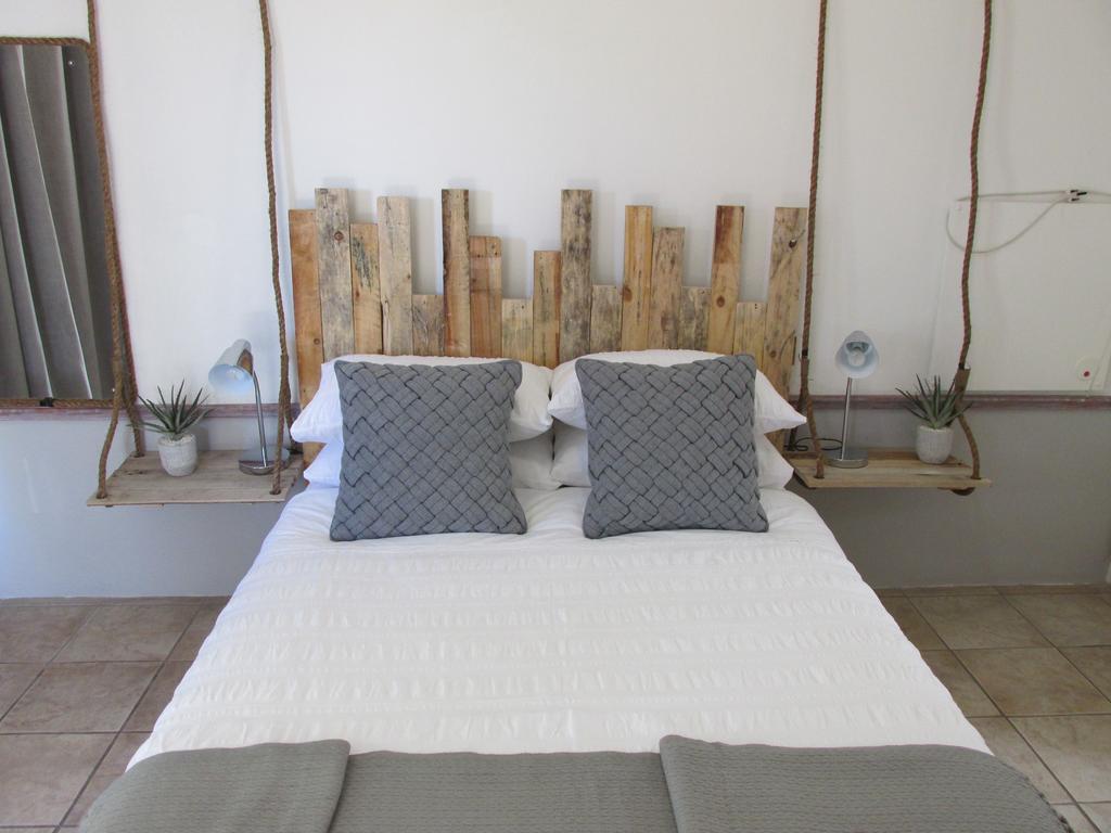 Due South Guest House Langebaan Dış mekan fotoğraf