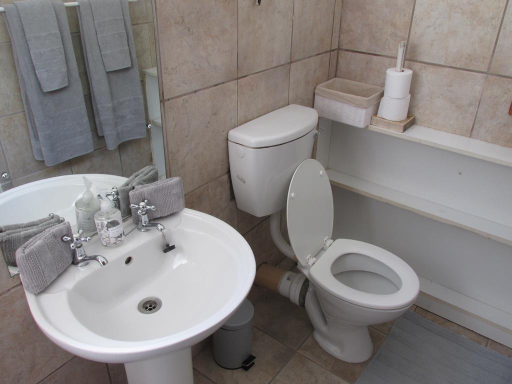 Due South Guest House Langebaan Dış mekan fotoğraf